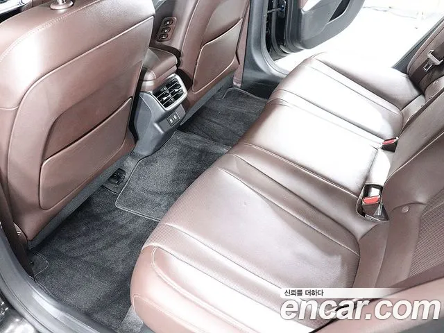 Hyundai Grandeur GN7 — Фото автомобиля 15