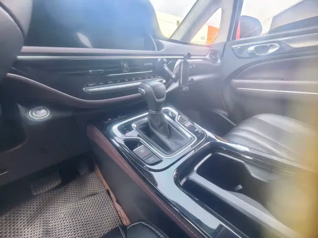 GAC Trumpchi M6 — Фото автомобиля 9