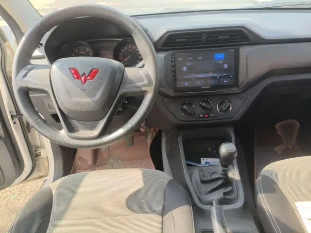 Wuling Hongguang — Фото автомобиля 5