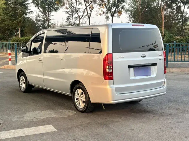 JAC Refine M3 — Фото автомобиля 9