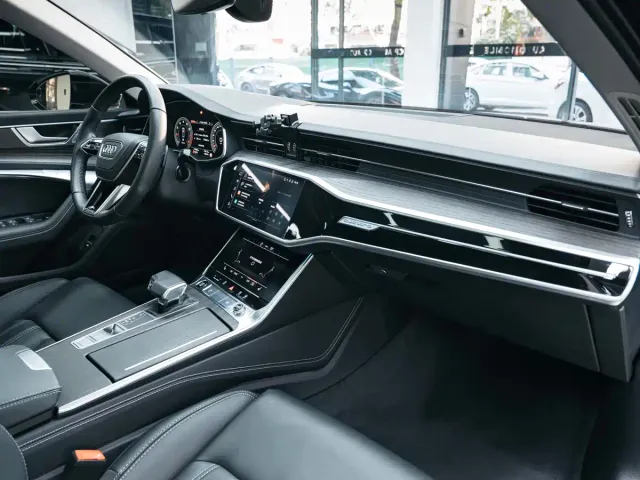 Audi A6L — Фото автомобиля 18