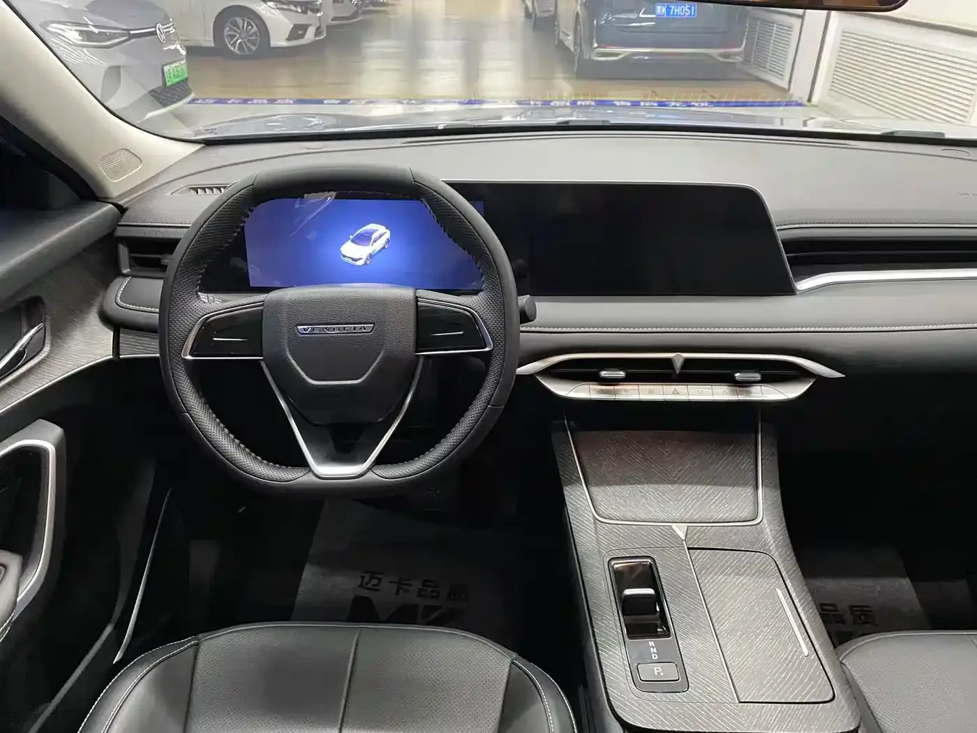 Venucia Venucia DaV DD-i 2023 110km iE Edition — Фото автомобиля 4