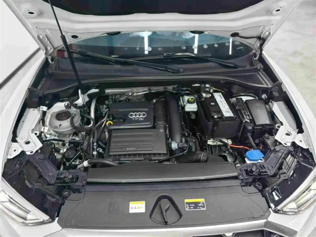 Audi Q3 — Фото автомобиля 16