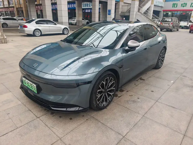Фотография автомобиля — Zeekr 007