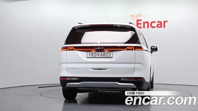 Kia Canival Carnival 4 поколение Дизель 9 мест Prestige — Фото автомобиля 4