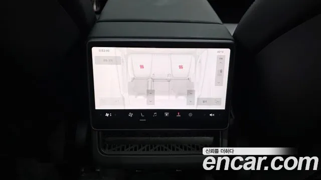 Tesla Model Y — Фото автомобиля 7