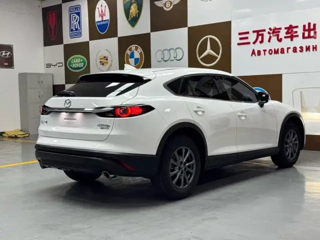 Mazda CX-4 — Фото автомобиля 6
