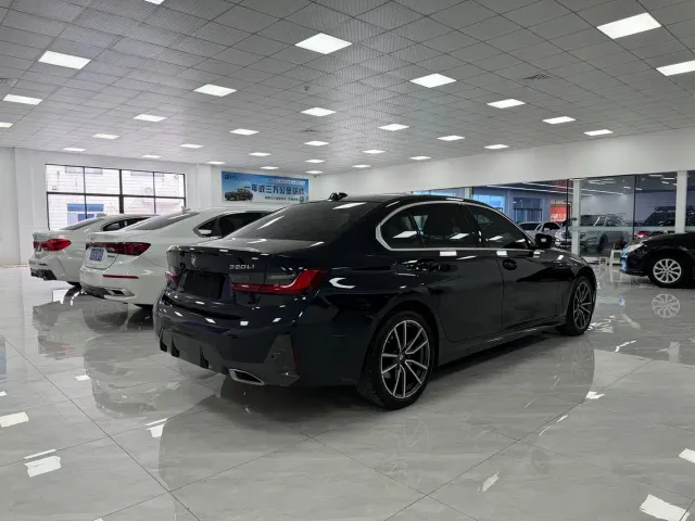 BMW 3 Series — Фото автомобиля 5