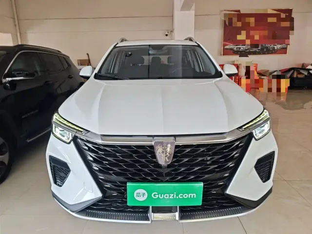 Roewe RX5 — Фото автомобиля 2