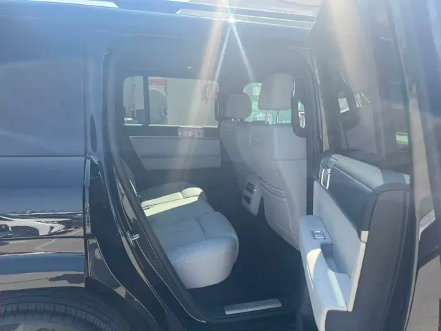 BYD FangChengBao Titanium 7 — Фото автомобиля 7