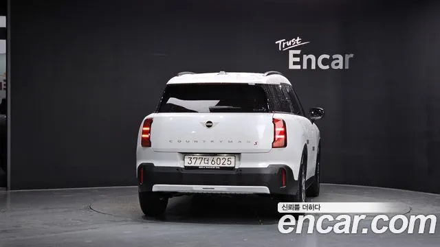 Mini Countryman — Фото автомобиля 4