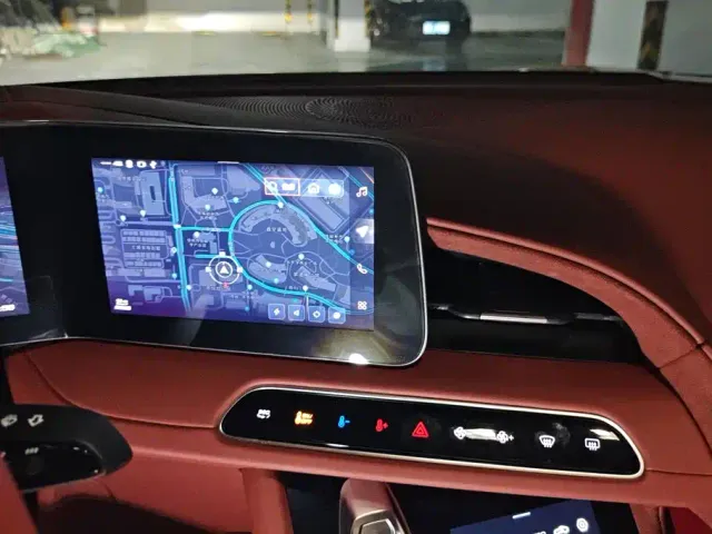 MG MG Cyberster 2024 520km Legend AWD Red Canopy Edition — Фото автомобиля 12