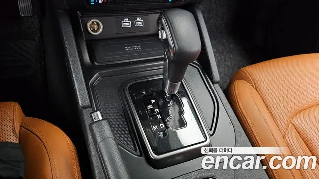 KG_Mobility_Ssangyong Rexton Новый Rexton Sport Khan Дизель 2.2 4WD — Фото автомобиля 9