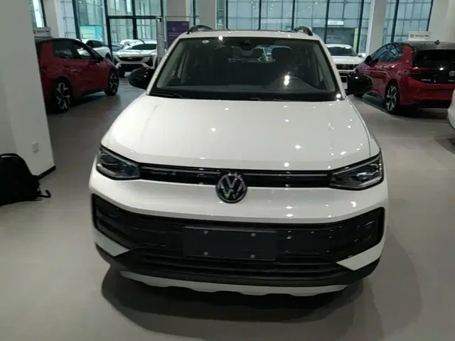 Volkswagen Tharu — Фото автомобиля 2