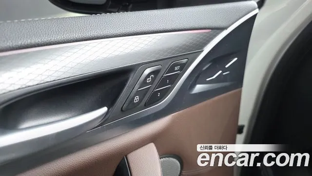BMW X4 xDrive20i M Sport Pro Special Edition — Фото автомобиля 23