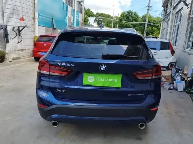 BMW X1 — Фото автомобиля 5