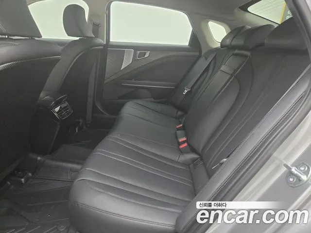Kia K8 — Фото автомобиля 12