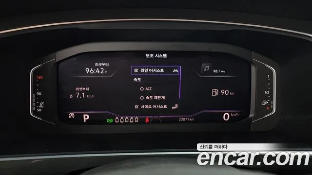 Volkswagen Tiguan — Фото автомобиля 11