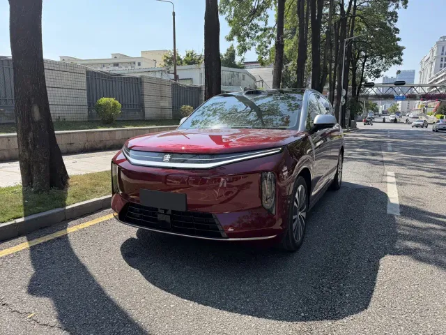 Фотография автомобиля — BYD Dynasty-D