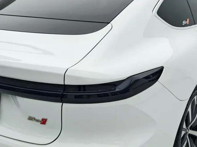 Nio ET7 — Фото автомобиля 7