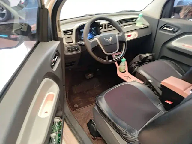 Wuling Hongguang Mini EV — Фото автомобиля 15