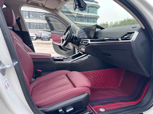 BMW 3 Series — Фото автомобиля 17