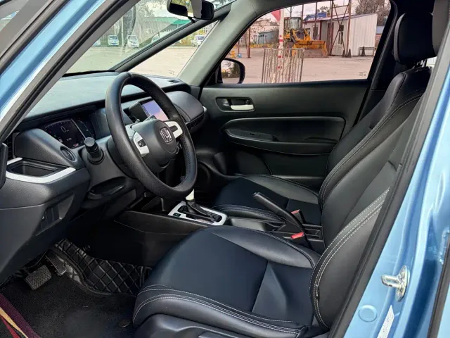 Honda Fit — Фото автомобиля 5