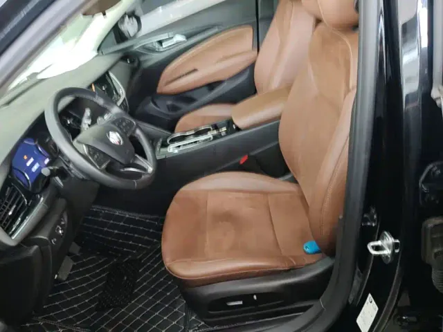 Buick Regal — Фото автомобиля 14