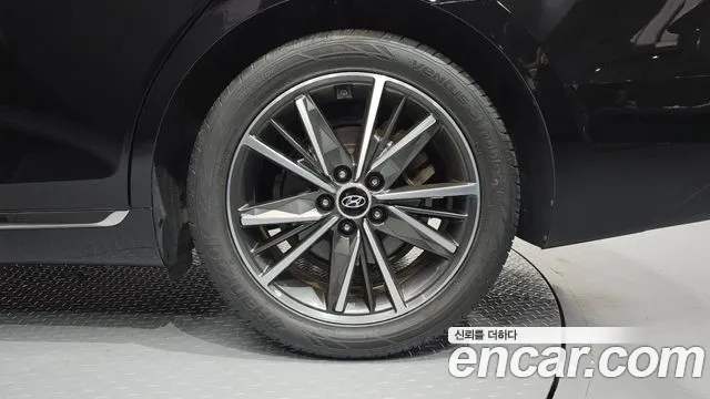 Hyundai Grandeur Grandeur (New) — Фото автомобиля 6