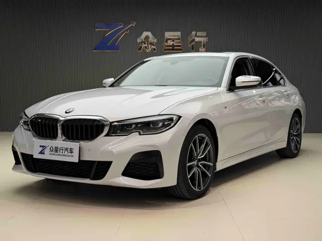 Фотография автомобиля — BMW 3 Series