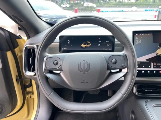 Leapmotor Lafa 5 — Фото автомобиля 14