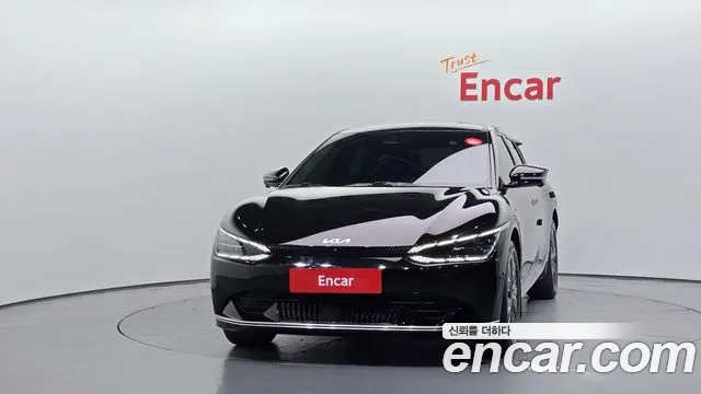 Kia EV6 — Фото автомобиля 3