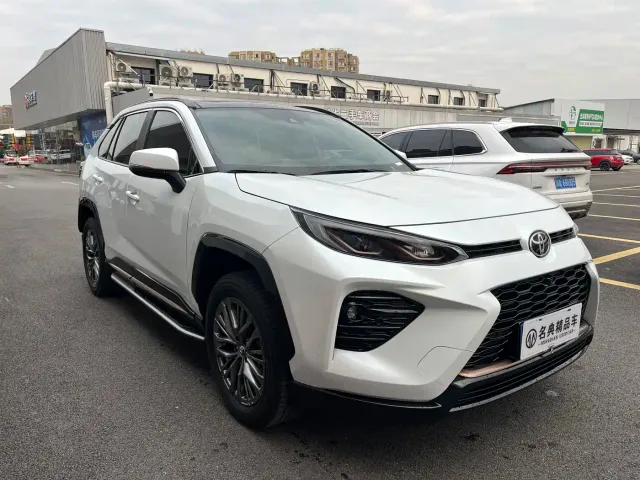 Toyota Wildlander — Фото автомобиля 3