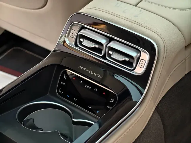 Mercedes-Benz Maybach S-Class — Фото автомобиля 13