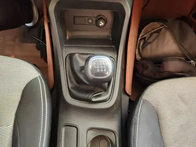 Wuling Hongguang — Фото автомобиля 13
