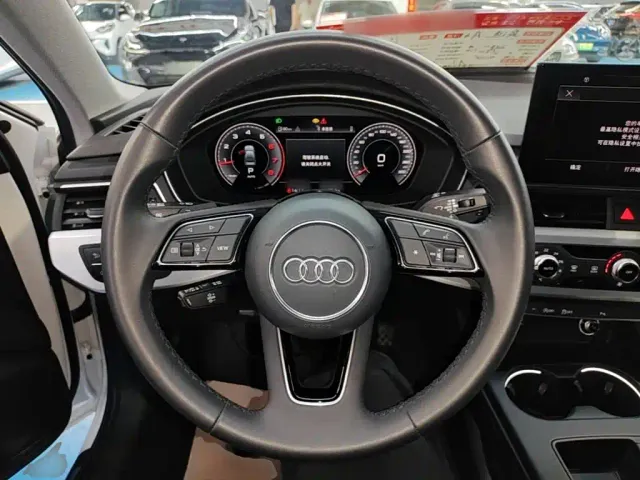 Audi A4L — Фото автомобиля 10