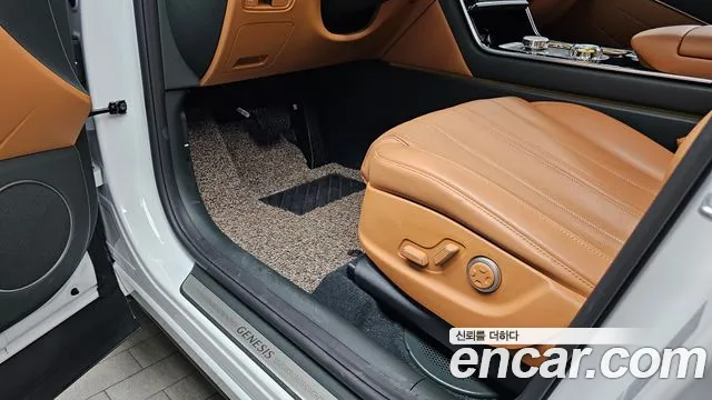 Genesis GV80 — Фото автомобиля 30