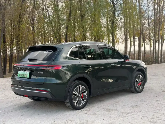 Geely Galaxy Starship 7 EM-i — Фото автомобиля 9