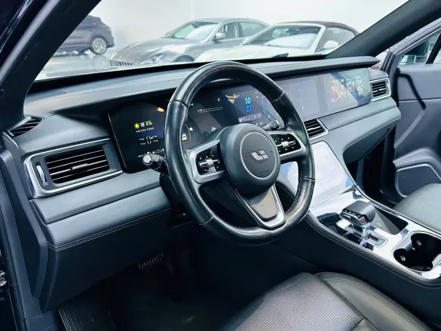 Li Auto ONE — Фото автомобиля 5