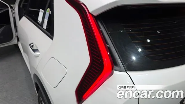 Kia Niro The All New Niro Signature — Фото автомобиля 20