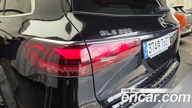 Mercedes-Benz GLS-Class — Фото автомобиля 22