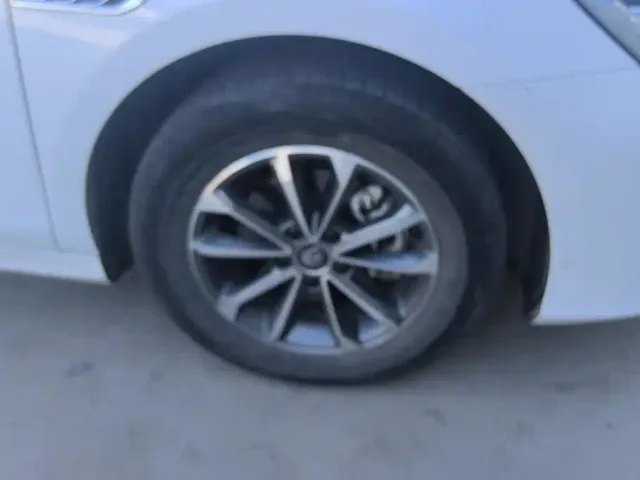 BYD Qin PLUS — Фото автомобиля 6