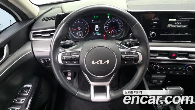 Kia K5 K5 3 поколение 2.0 LPI(Для проката) — Фото автомобиля 16