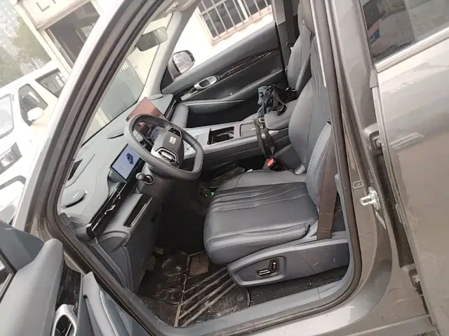 Geely Galaxy E5 — Фото автомобиля 14