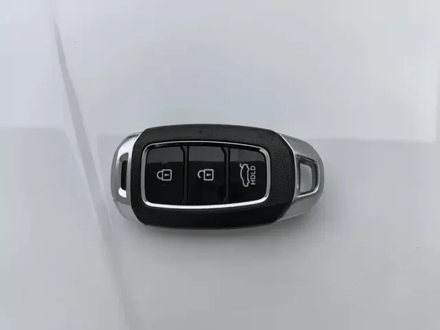 Hyundai Elantra — Фото автомобиля 19