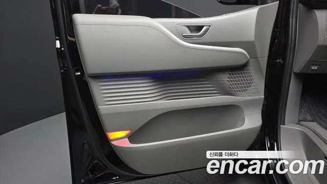 Hyundai Staria Staria L3.5 Lounge 9 мест — Фото автомобиля 21