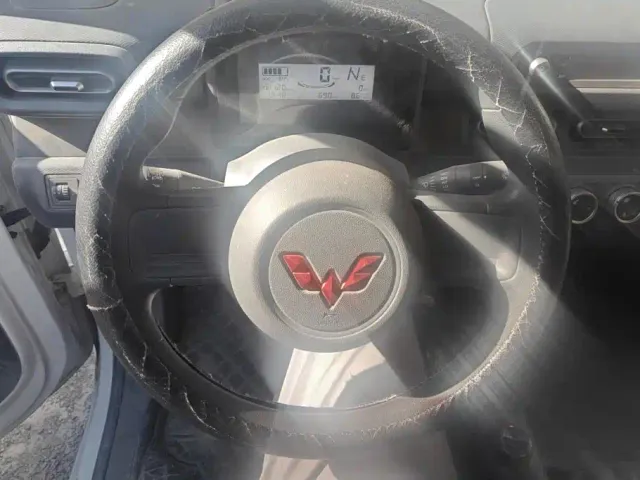 Wuling Zhiguang NEV — Фото автомобиля 15