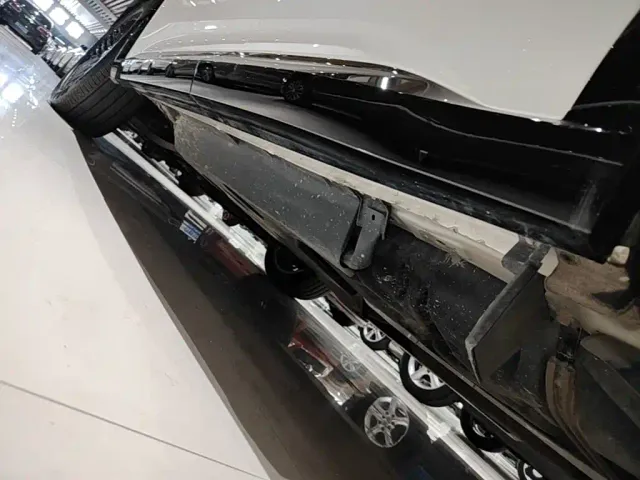 Nissan Terra — Фото автомобиля 21