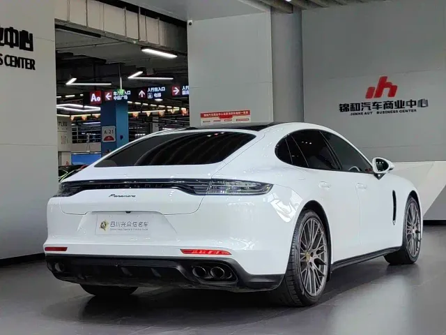 Porsche Panamera — Фото автомобиля 6