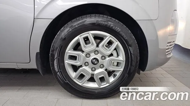 Hyundai Staria — Фото автомобиля 6